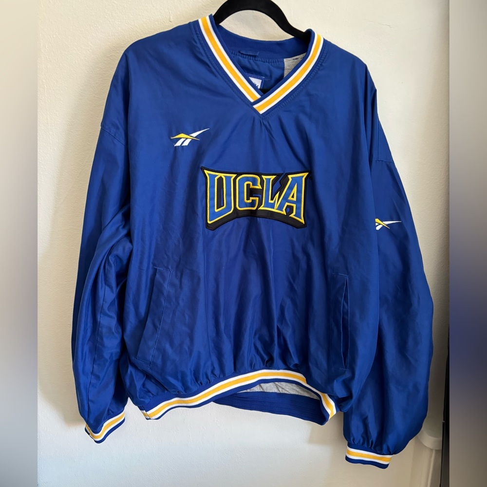 Ucla v neck sweatshirt